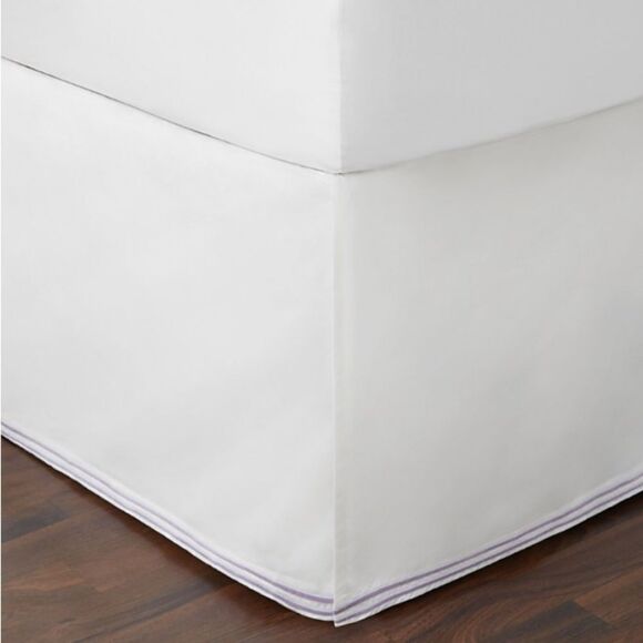 HUDSON PARK COLLECTION Italian Percale Twin Bedskirt, white/ Lavander - Picture 1 of 3